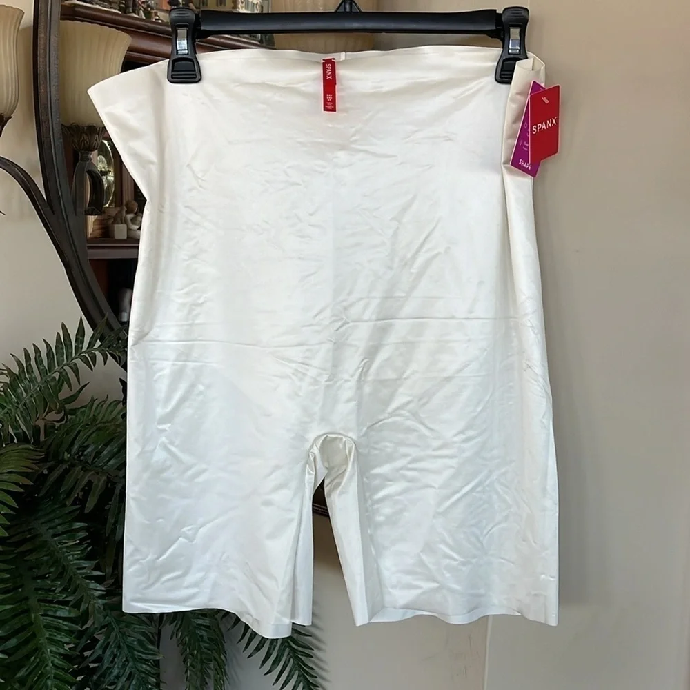 Brand New Spanx Satin Shapewear Linen Short Slimming Liquid Stretch 3X Quick Dry